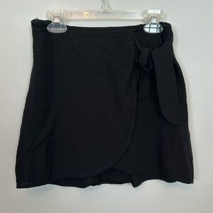 Wild Fable wrap skirt in black size Small